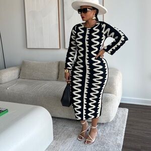 Kelly Obi wavy midi dress M